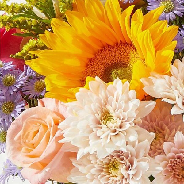 FE218D_MAC_preset_ftd-mx-hero-sv-new In Good Spirits Bouquet